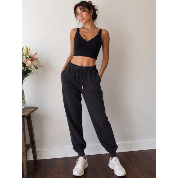lululemon athletica Pants - LULULEMON On the Fly Jogger 28" Athleisure Women 6 Black Minimalist Streetwear